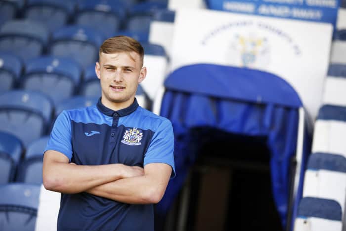 Alex Curran signs for Stockport County